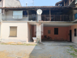 Stabile in vendita a Lurano