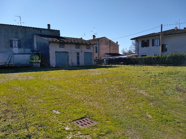 Terreno Residenziale in vendita a Porto Mantovano