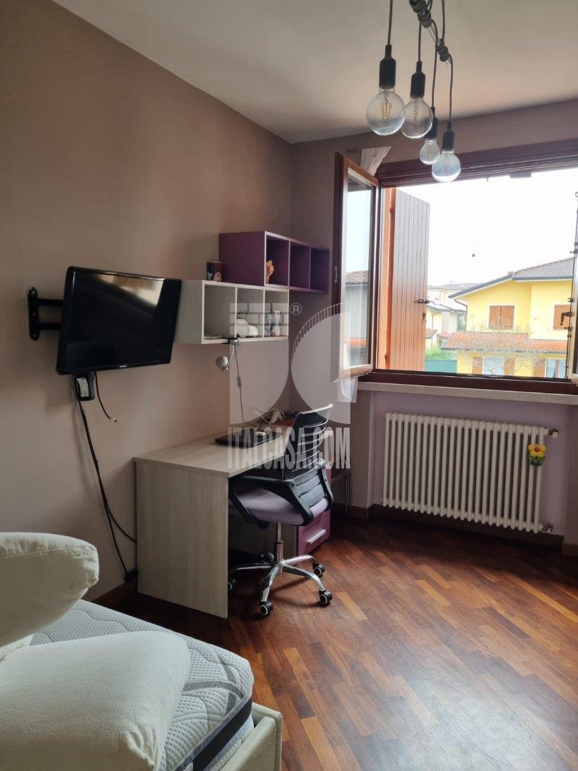 Villa a schiera di testa in vendita a San Giorgio Bigarello