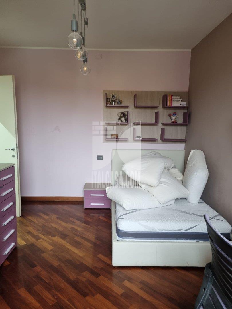 Villa a schiera di testa in vendita a San Giorgio Bigarello
