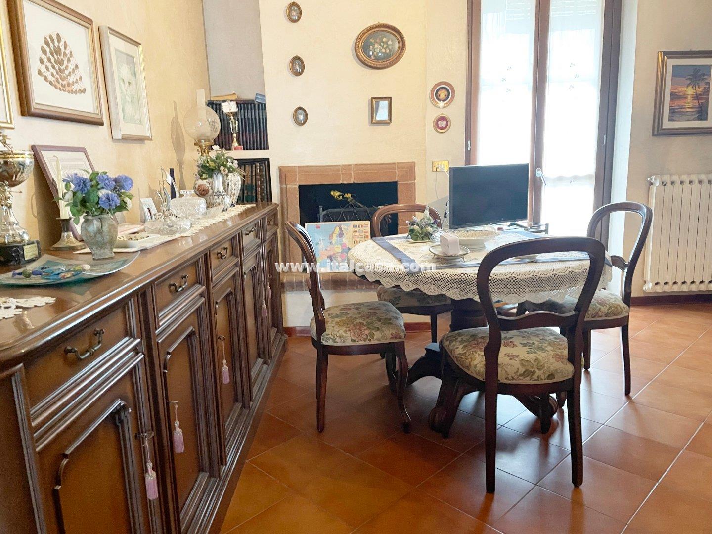 Appartamento in Villa in vendita a Porto Mantovano