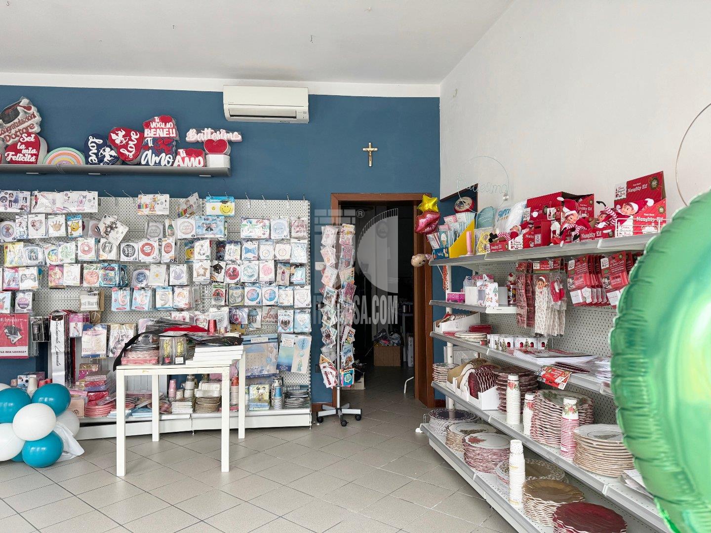 Negozio in affitto a Mantova