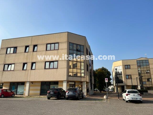 Ufficio in affitto a Porto Mantovano