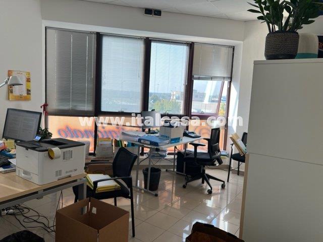 Ufficio in affitto a Porto Mantovano