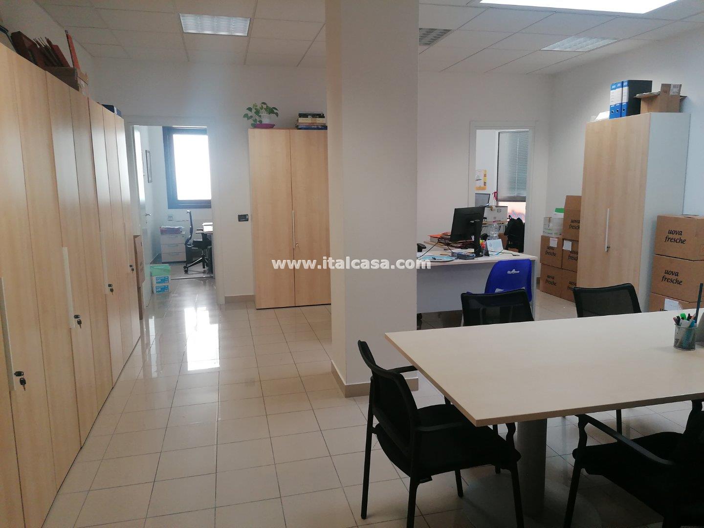 Ufficio in affitto a Porto Mantovano