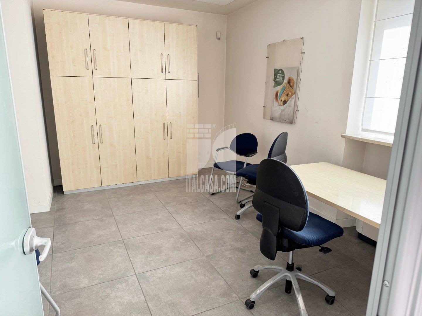 Negozio in affitto a Villafranca di Verona