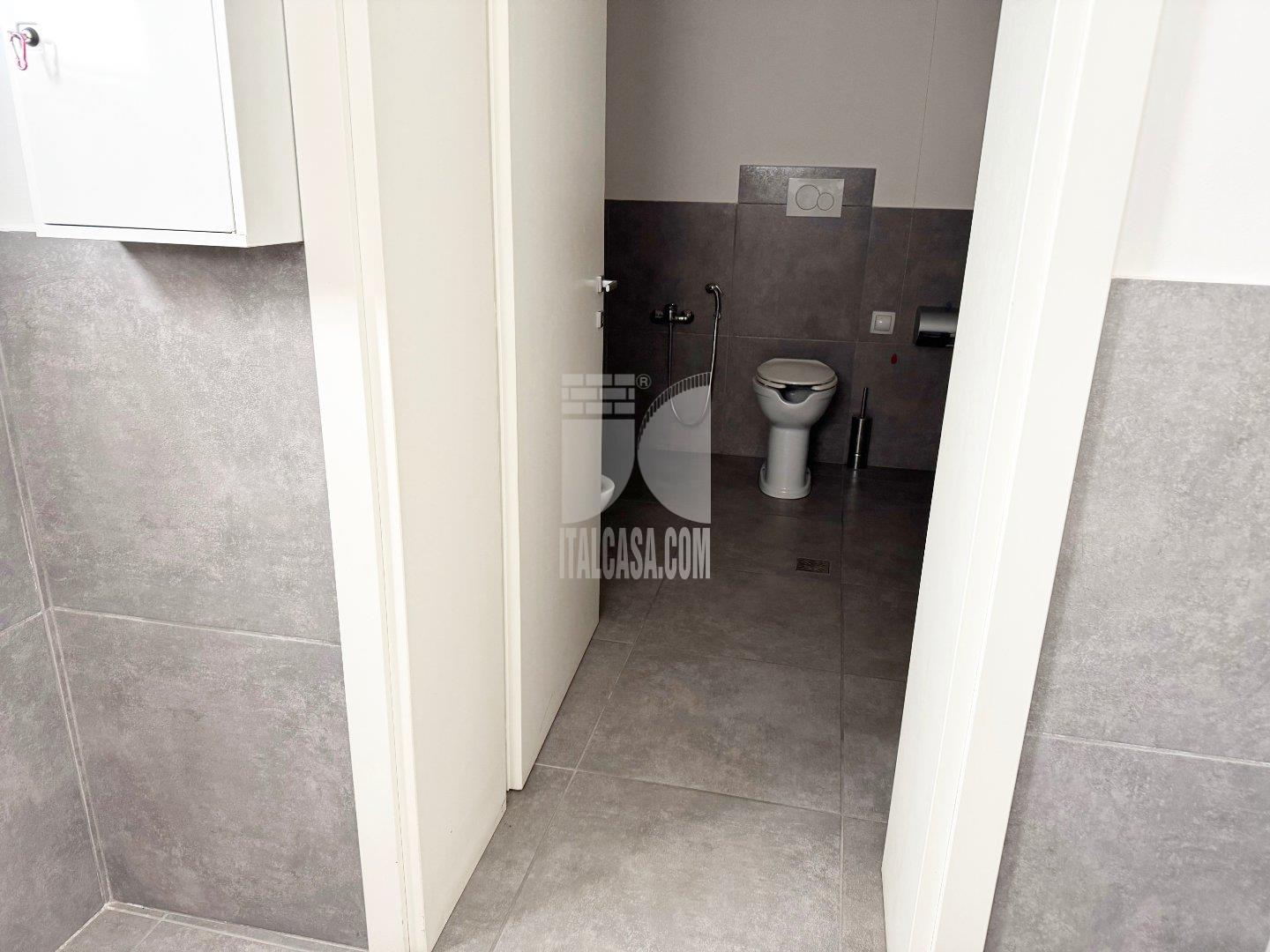 Negozio in affitto a Villafranca di Verona