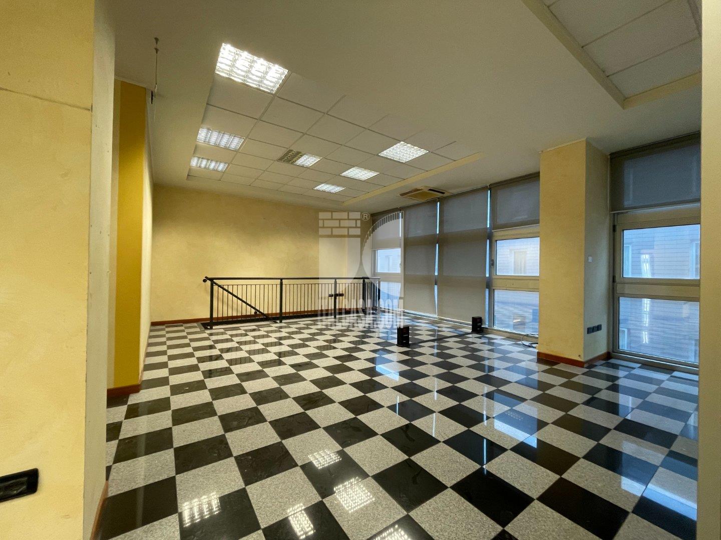 Ufficio in affitto a Mantova