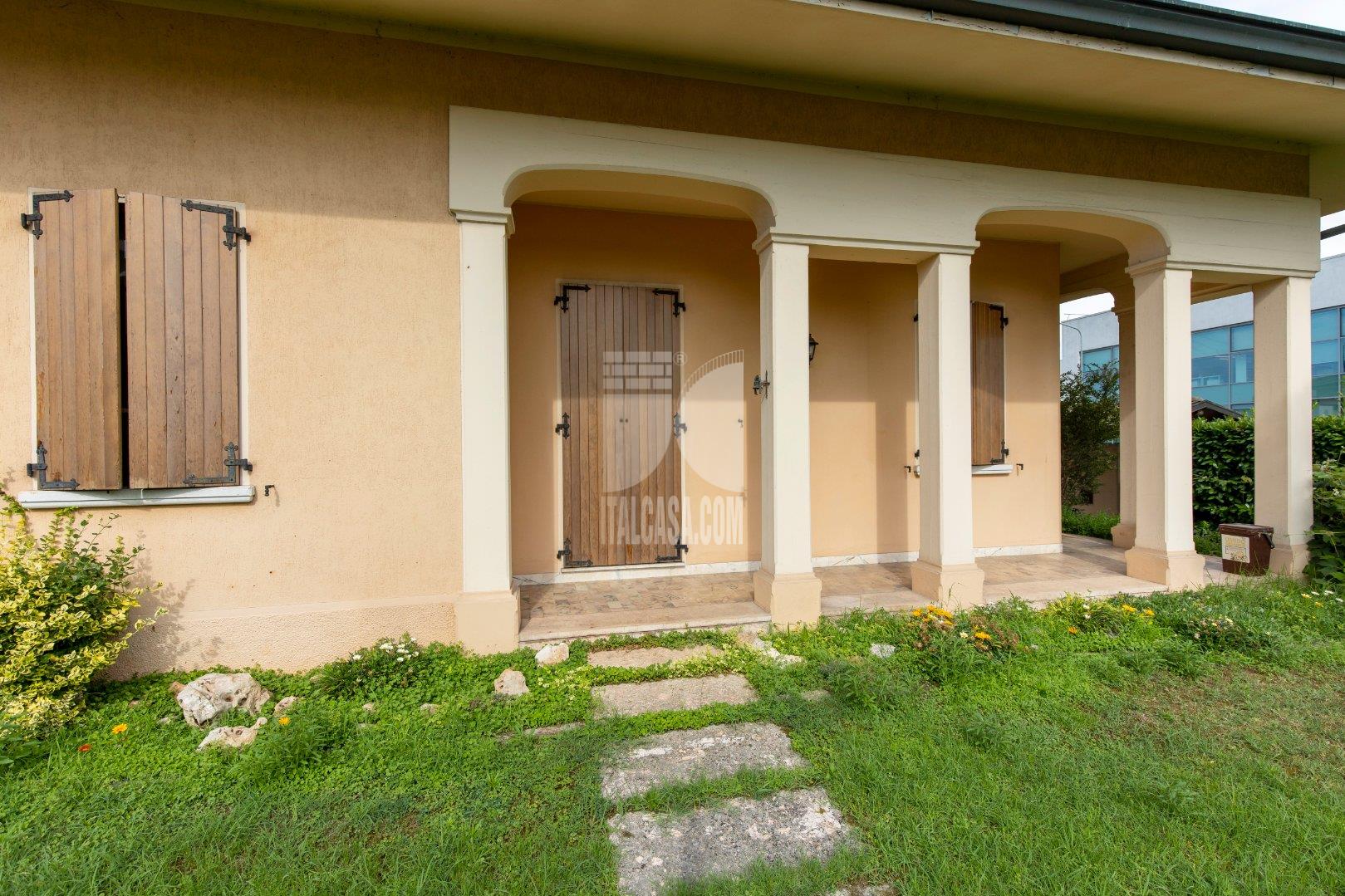 Villa Unifamiliare in vendita a Marmirolo