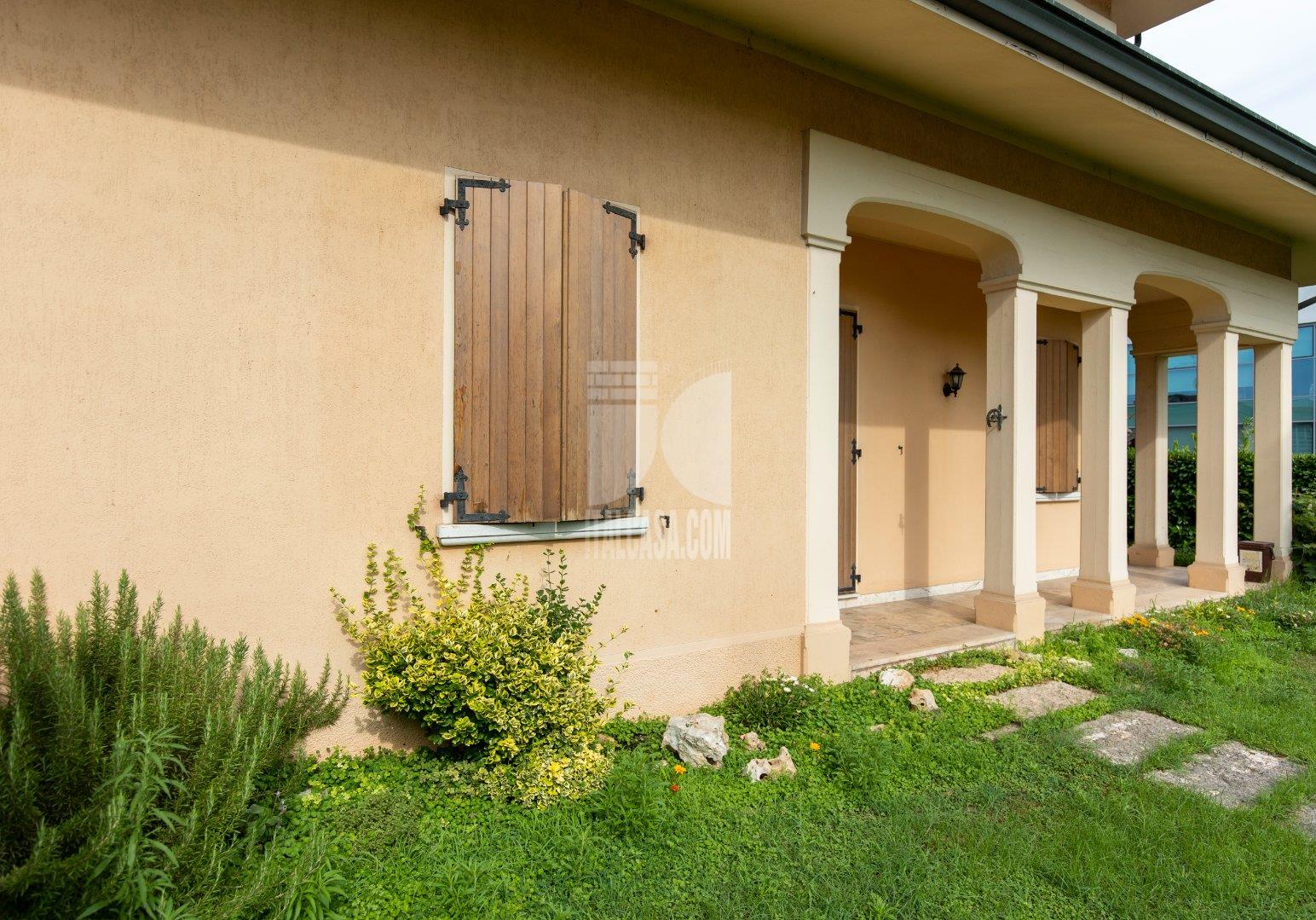 Villa Unifamiliare in vendita a Marmirolo