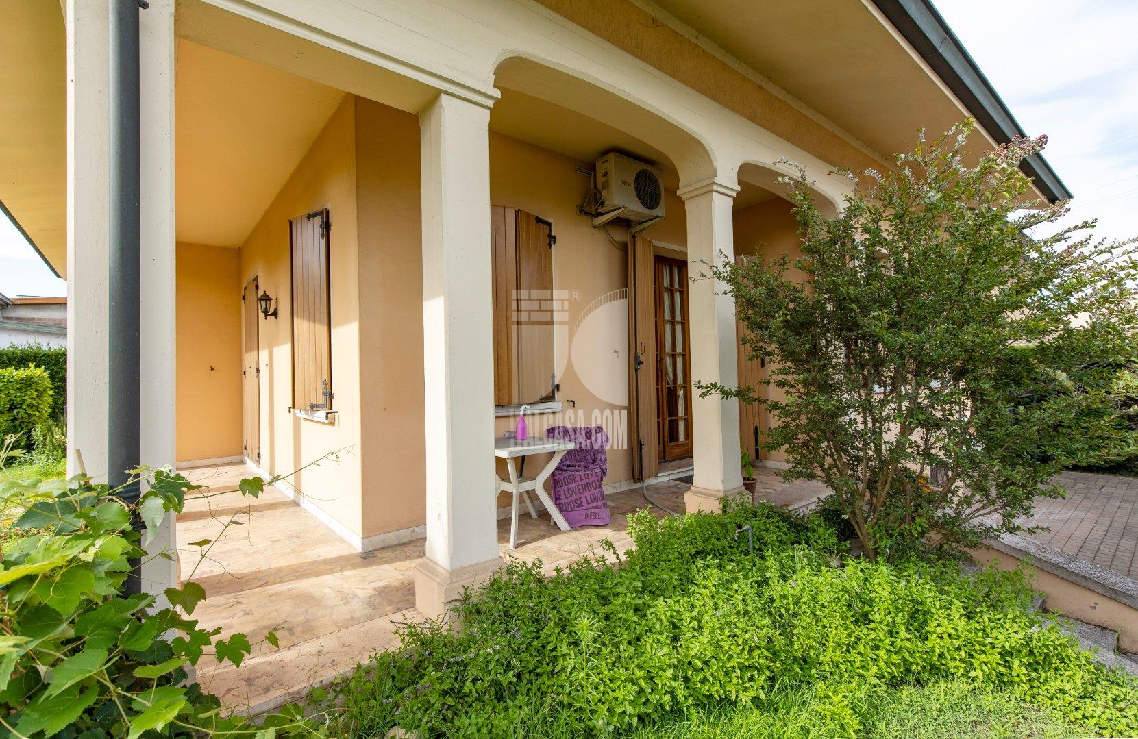 Villa Unifamiliare in vendita a Marmirolo
