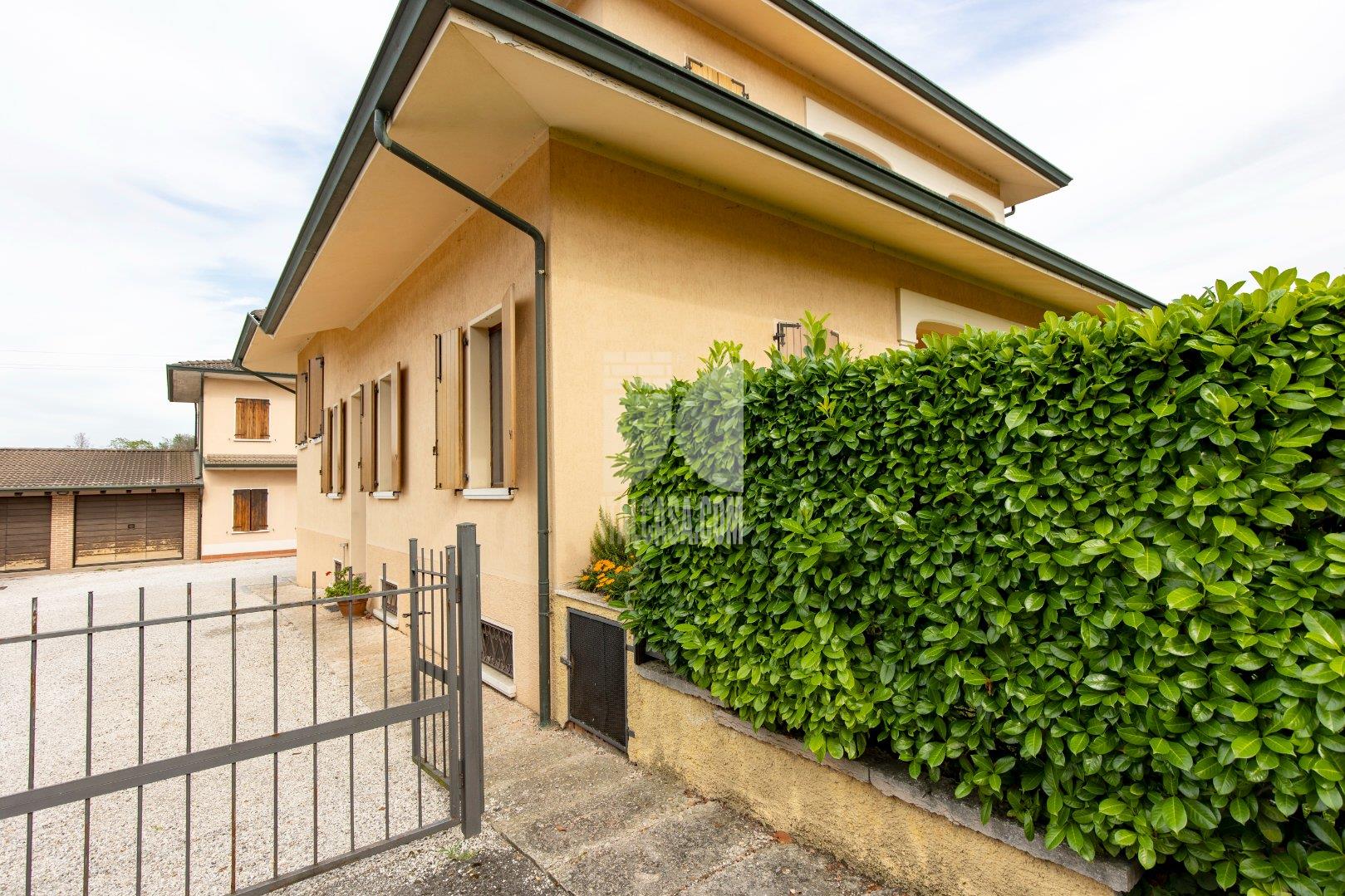 Villa Unifamiliare in vendita a Marmirolo