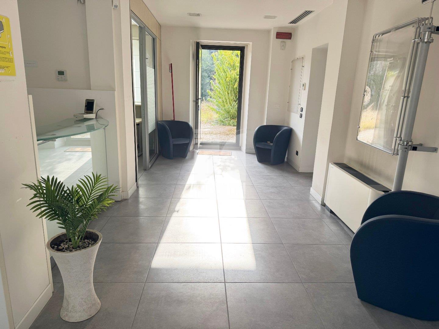 Negozio in vendita a Villafranca di Verona