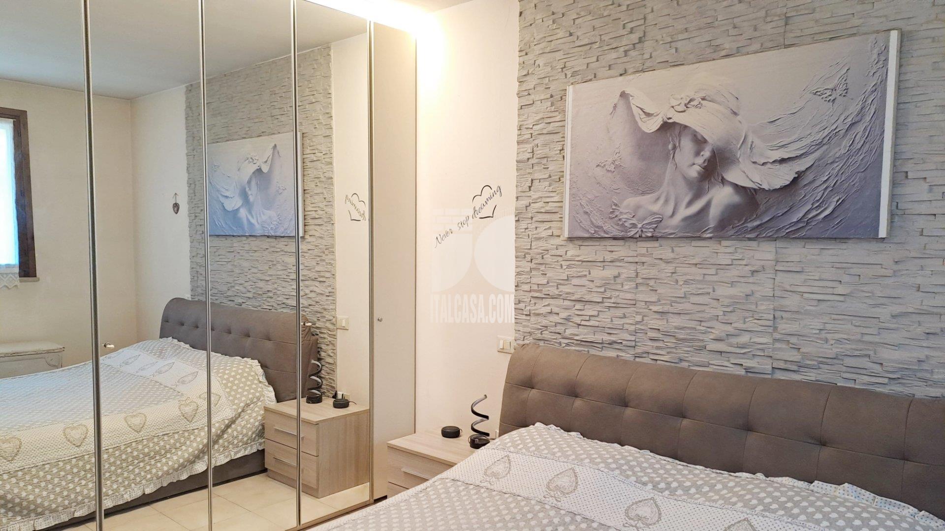 Villa a schiera in vendita a Mantova