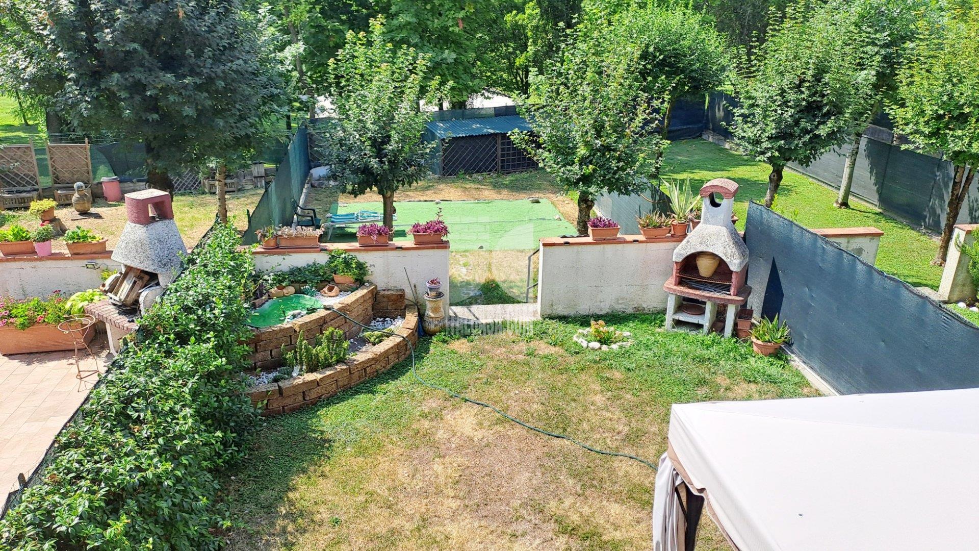 Villa a schiera in vendita a Mantova