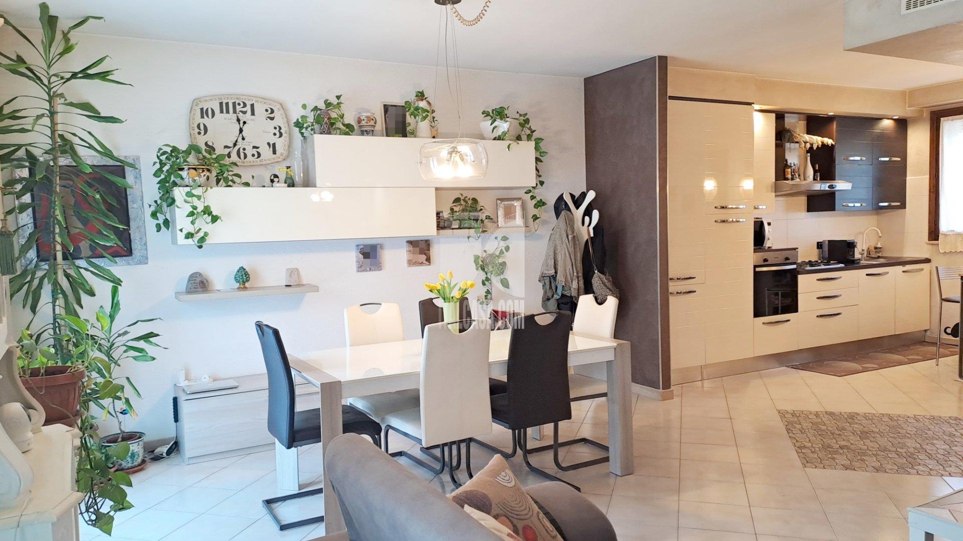 Villa a schiera in vendita a Mantova