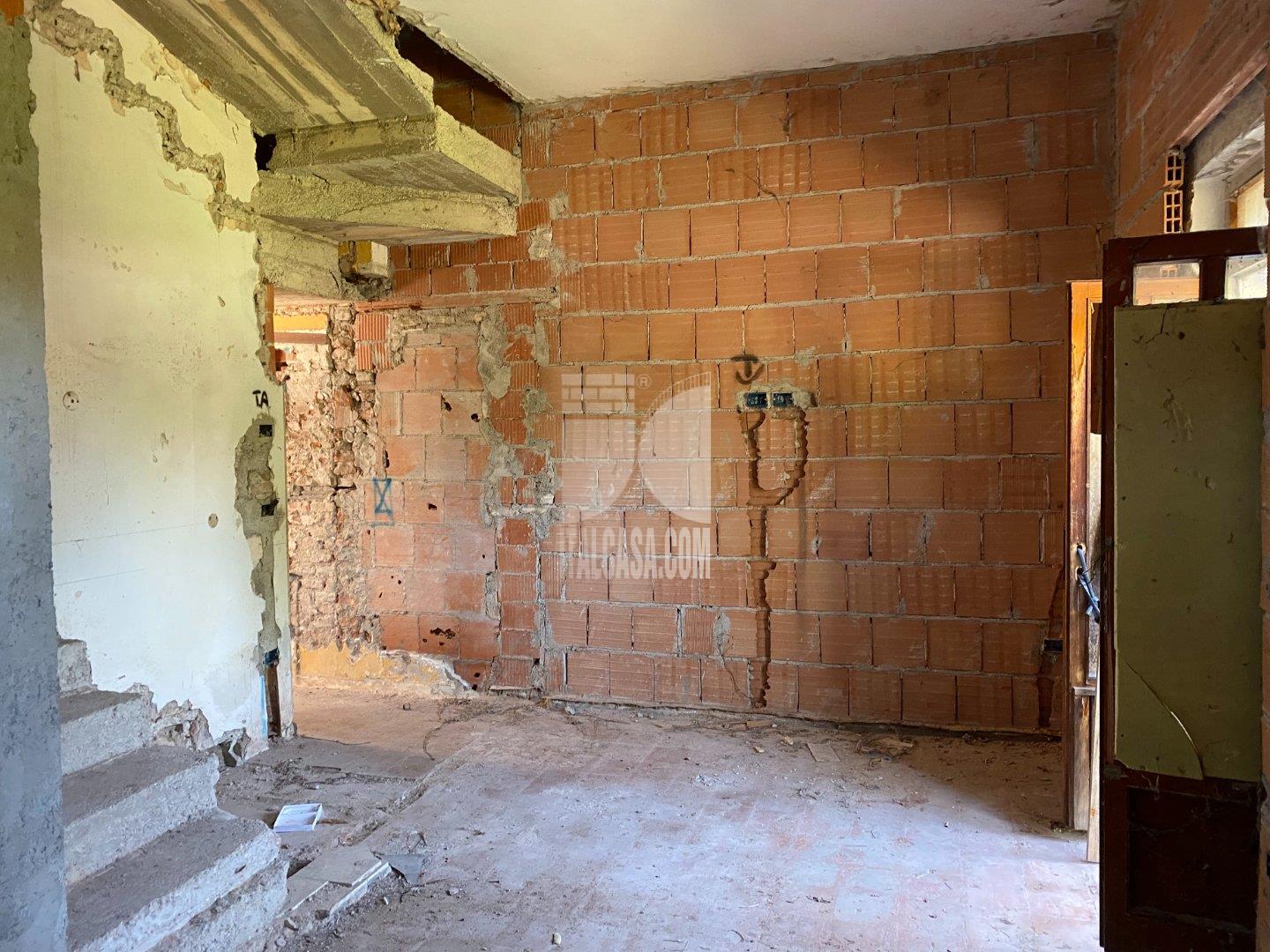 Casa Plurifamiliare in vendita a Mantova