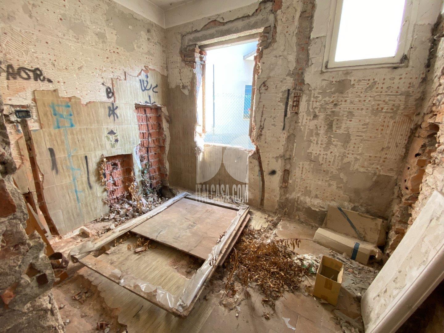 Casa Plurifamiliare in vendita a Mantova