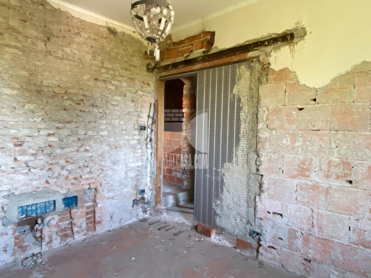 Casa Plurifamiliare in vendita a Mantova