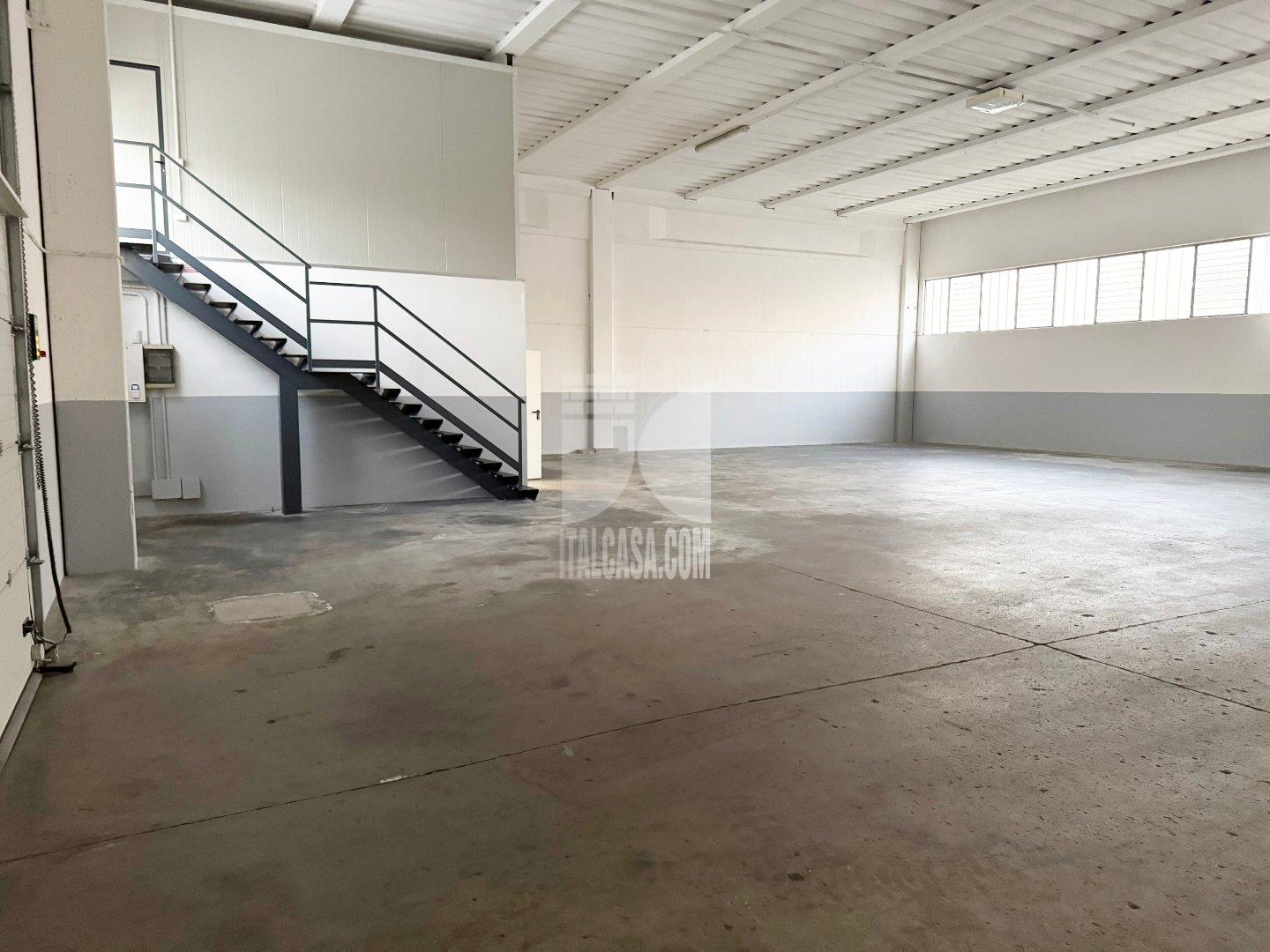 Capannone in affitto a Porto Mantovano