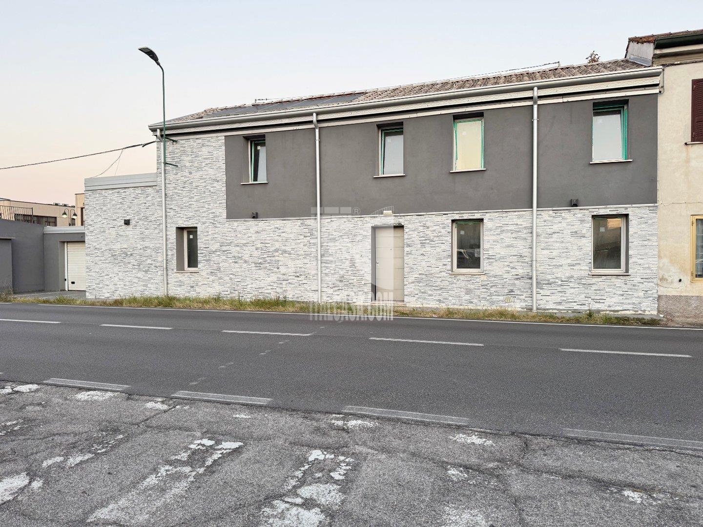 Casa Unifamiliare in vendita a Porto Mantovano