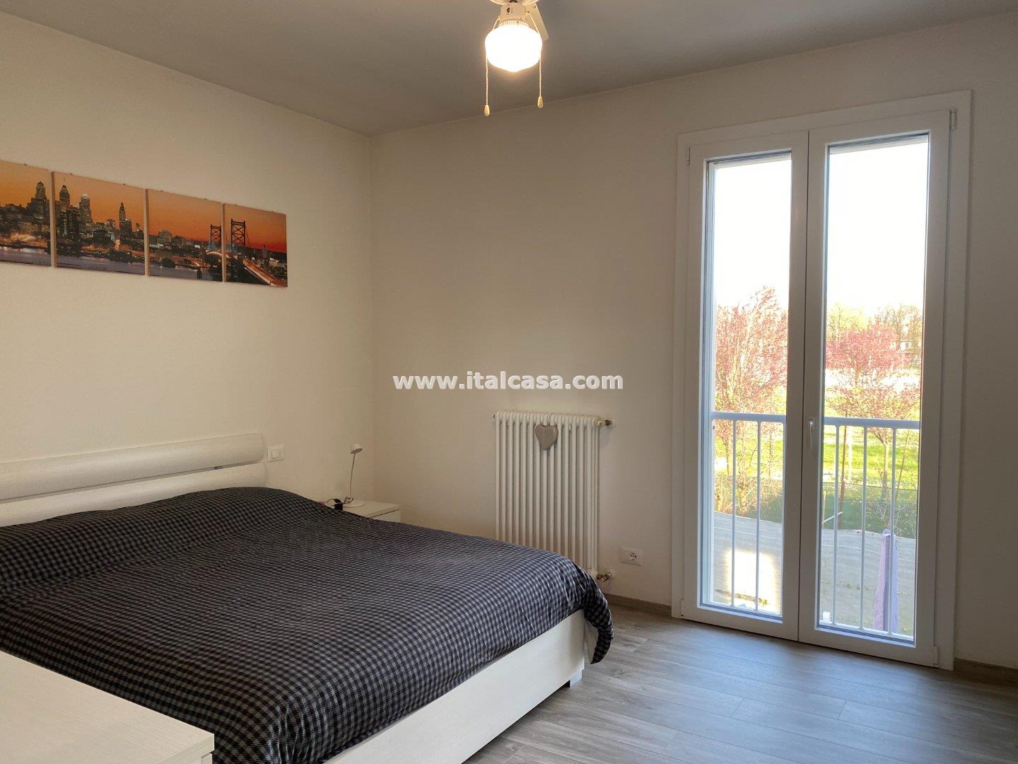 Villa a schiera di testa in vendita a San Giorgio Bigarello