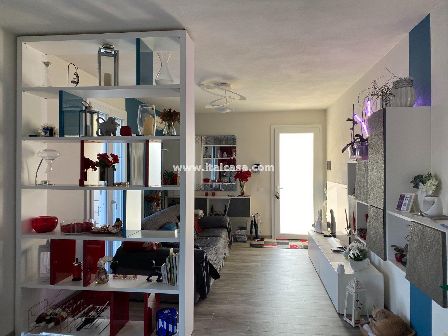 Villa a schiera di testa in vendita a San Giorgio Bigarello