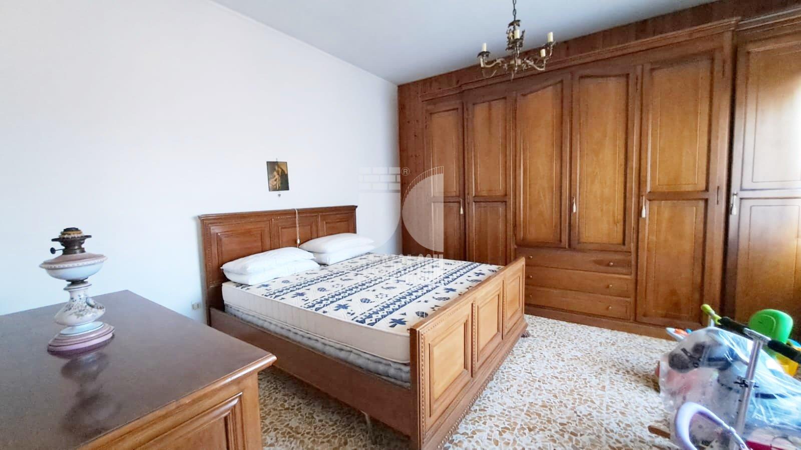 Villa Unifamiliare in vendita a Roverbella
