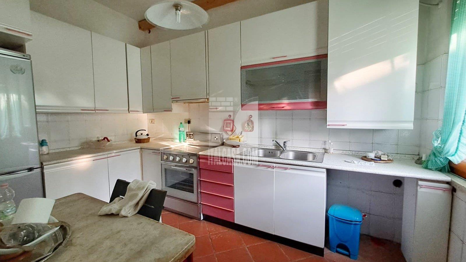Villa Unifamiliare in vendita a Roverbella