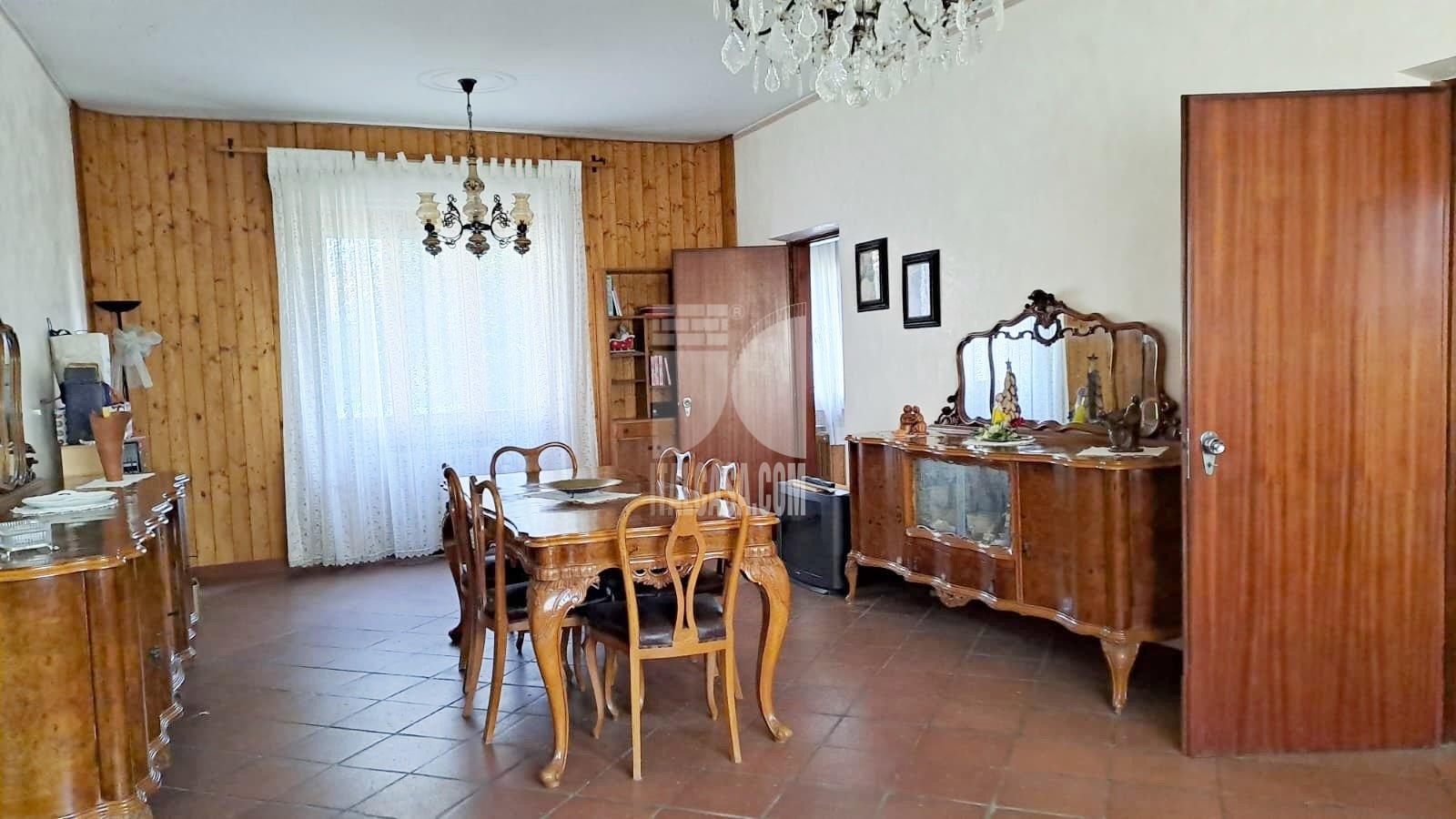 Villa Unifamiliare in vendita a Roverbella
