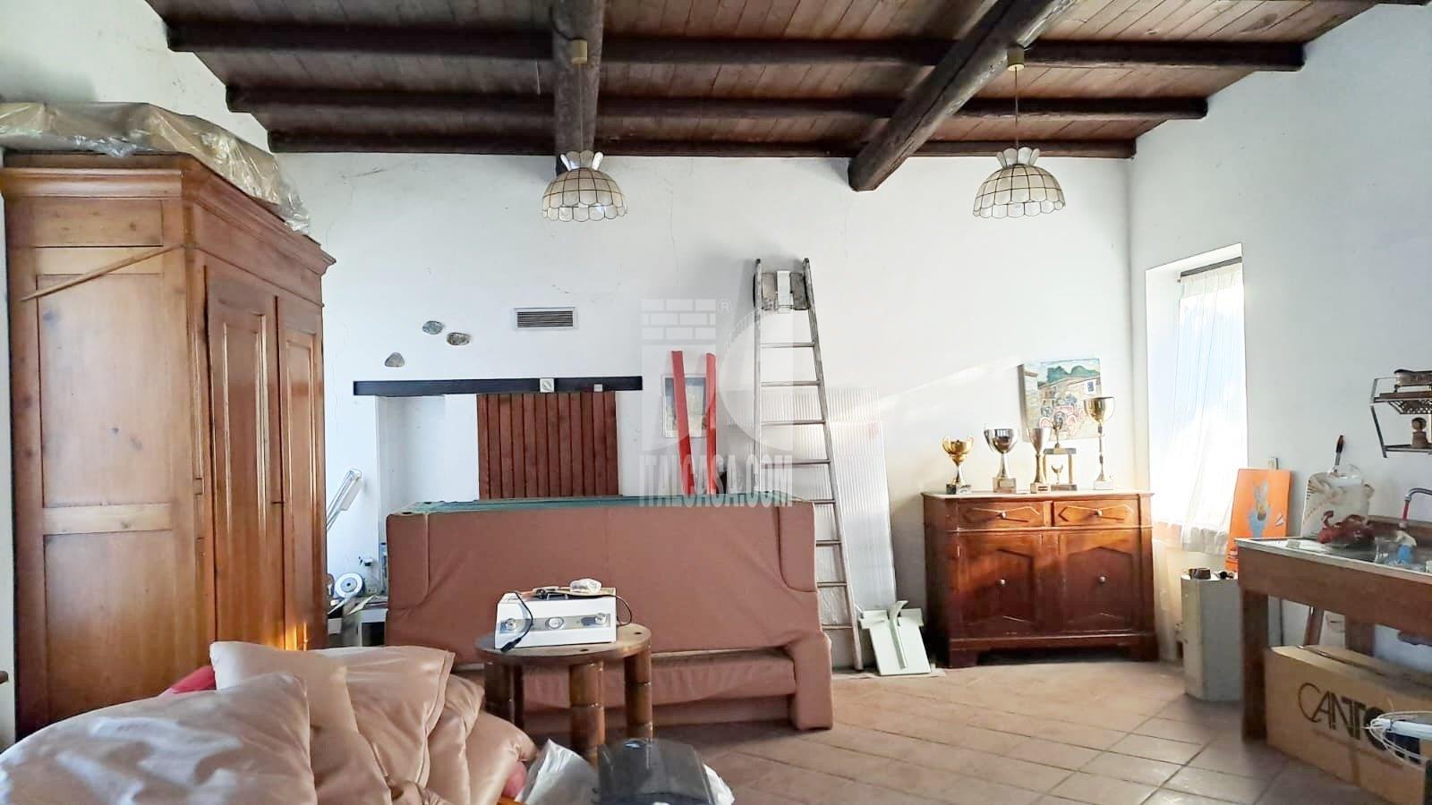 Villa Unifamiliare in vendita a Roverbella