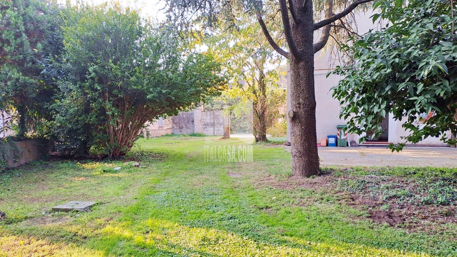 Villa Unifamiliare in vendita a Roverbella