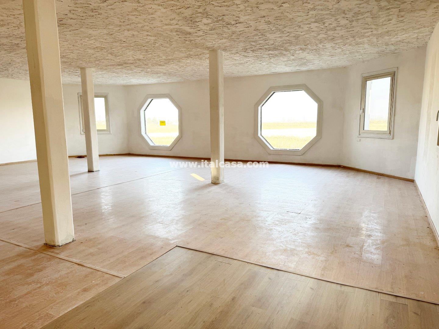 Negozio in vendita a Porto Mantovano
