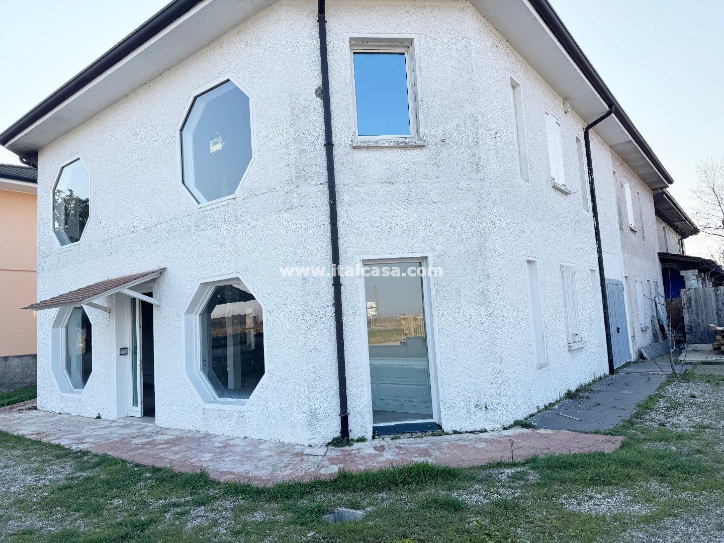 Negozio in affitto a Porto Mantovano