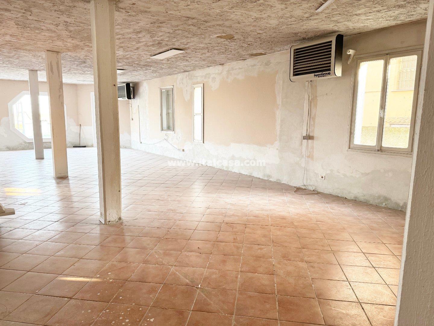 Negozio in affitto a Porto Mantovano