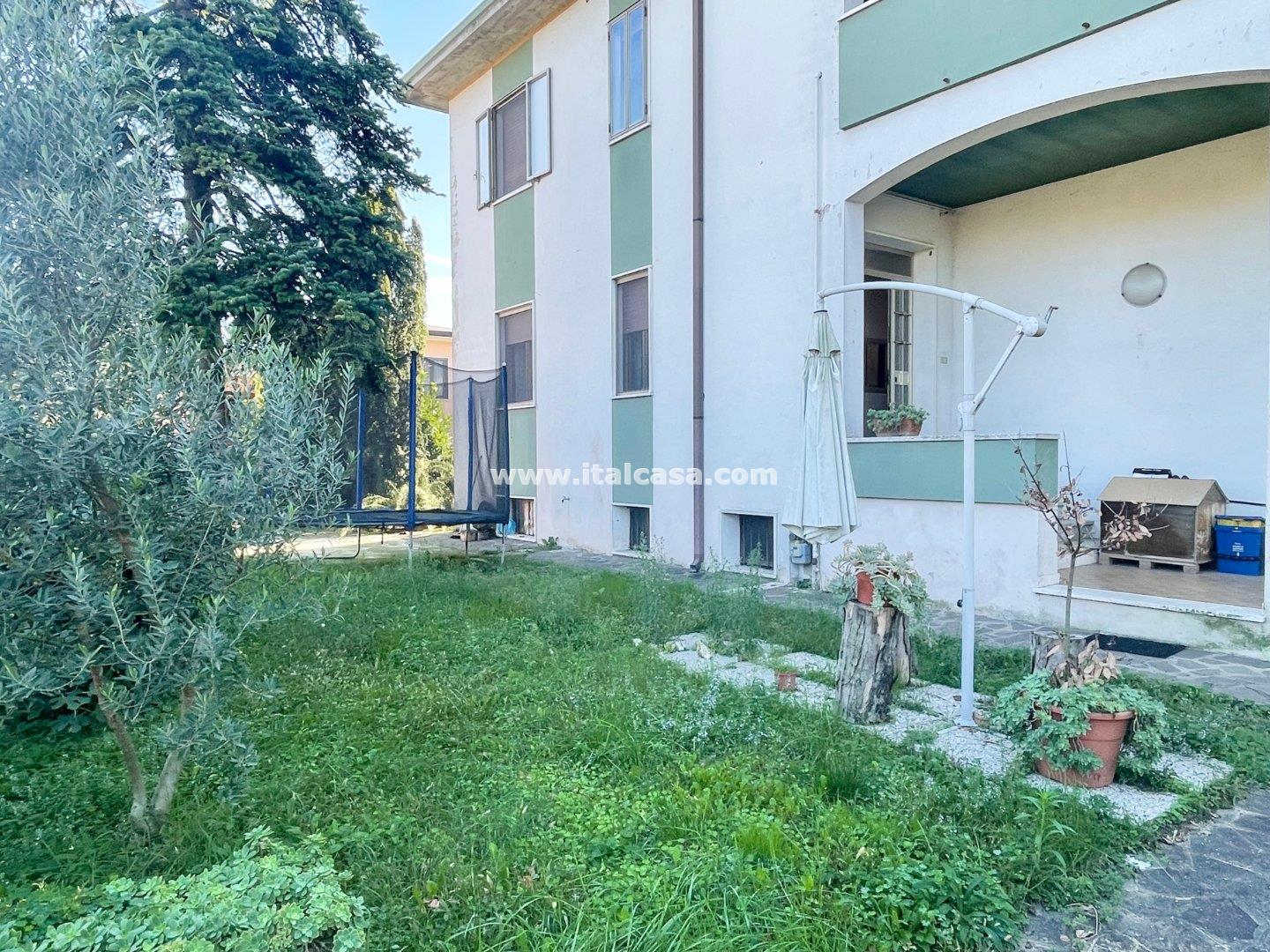 Appartamento in Villa in vendita a Porto Mantovano