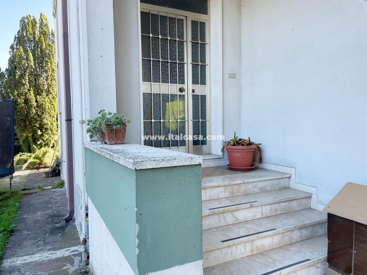 Appartamento in Villa in vendita a Porto Mantovano