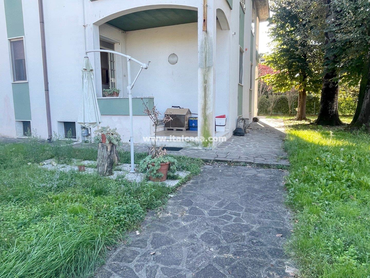 Appartamento in Villa in vendita a Porto Mantovano