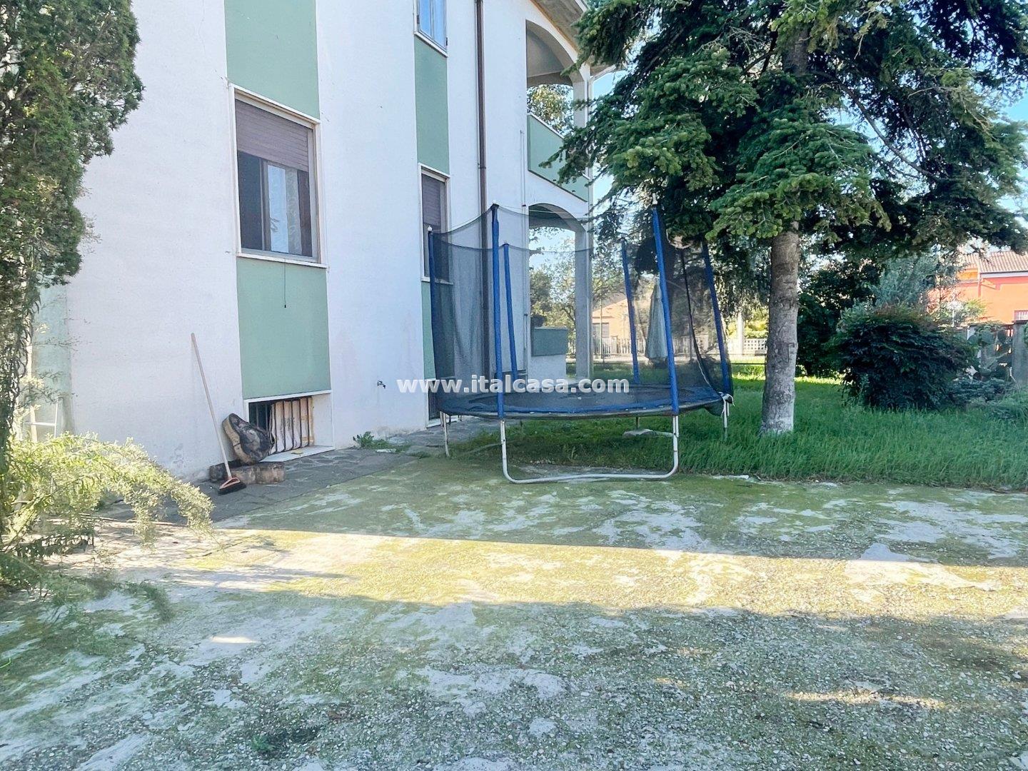 Appartamento in Villa in vendita a Porto Mantovano