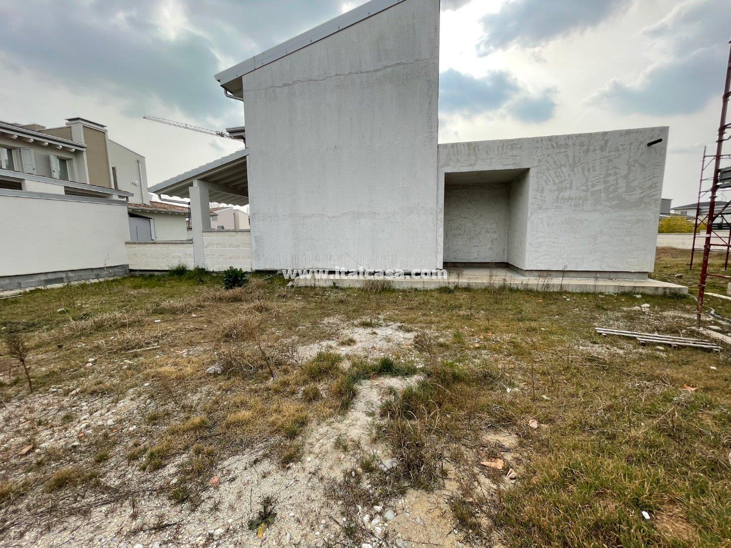 Terreno Residenziale in vendita a Porto Mantovano