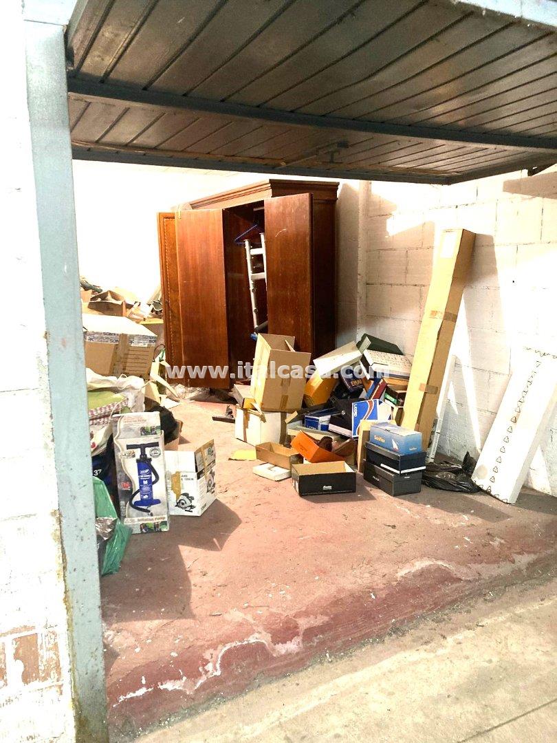 Box / Autorimessa in vendita a Mantova