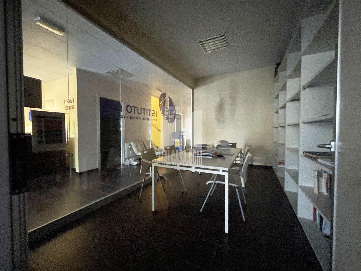 Ufficio in affitto a Mantova