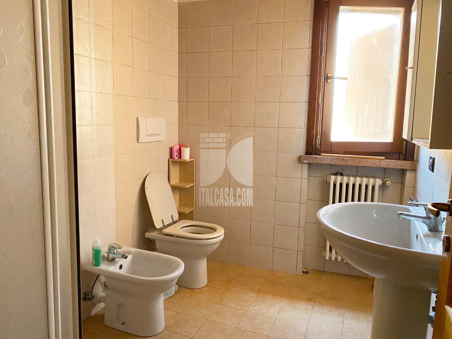 Appartamento in vendita a Roncoferraro
