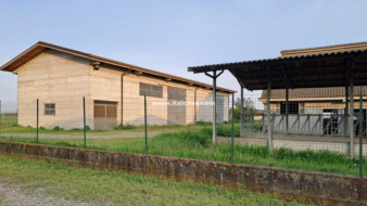 Capannone in vendita a Roverbella