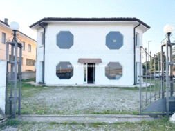 Negozio in vendita a Porto Mantovano