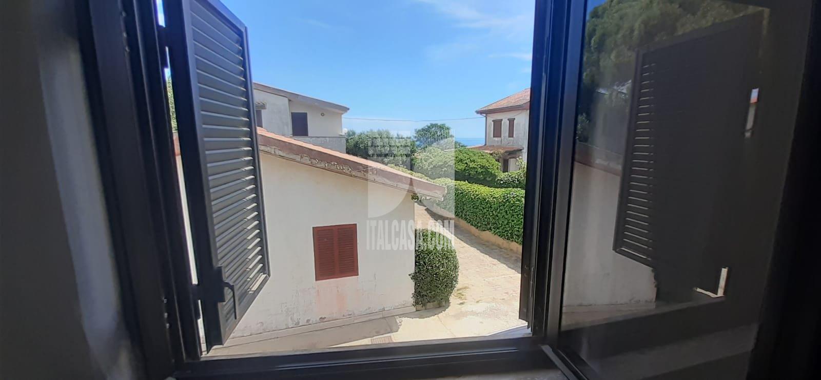 Casa Unifamiliare in vendita a Isola di Capo Rizzuto