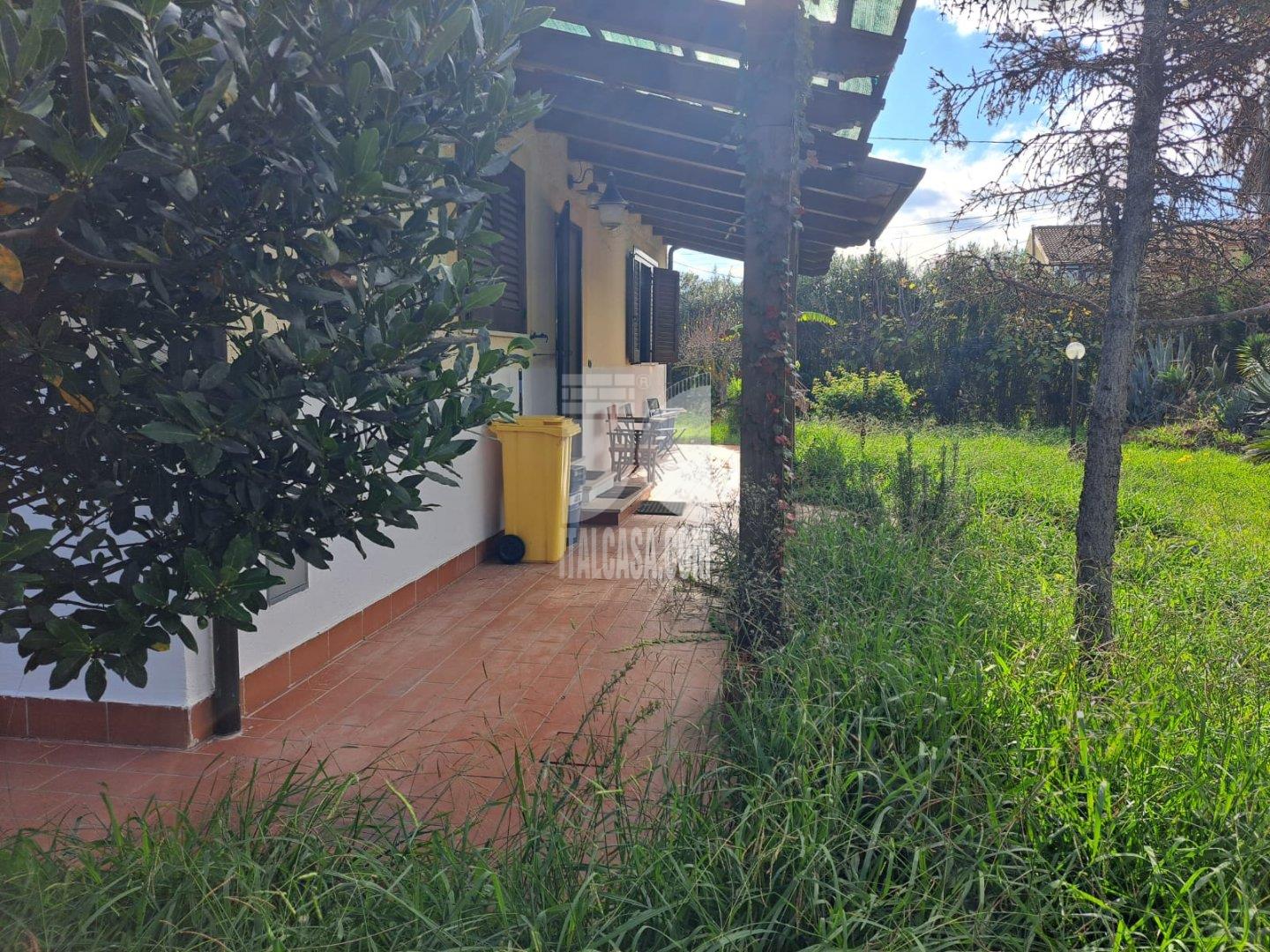 Villa Unifamiliare in vendita a Crotone