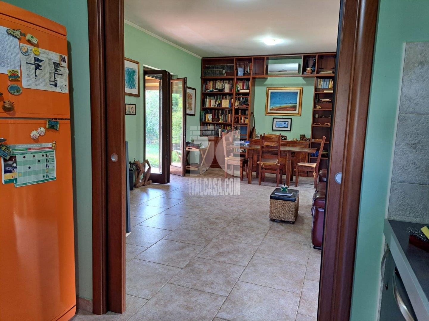 Villa Unifamiliare in vendita a Crotone