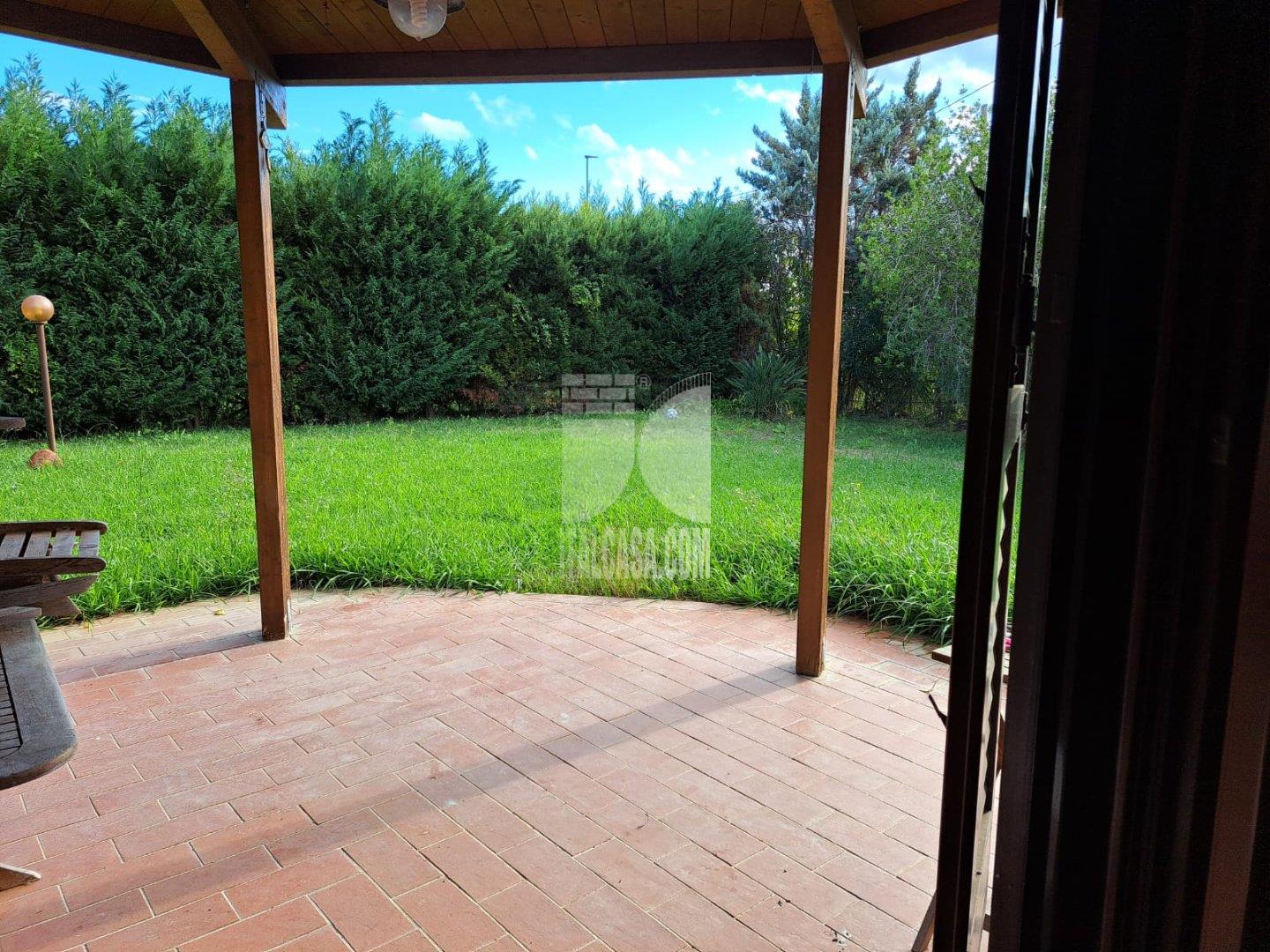 Villa Unifamiliare in vendita a Crotone