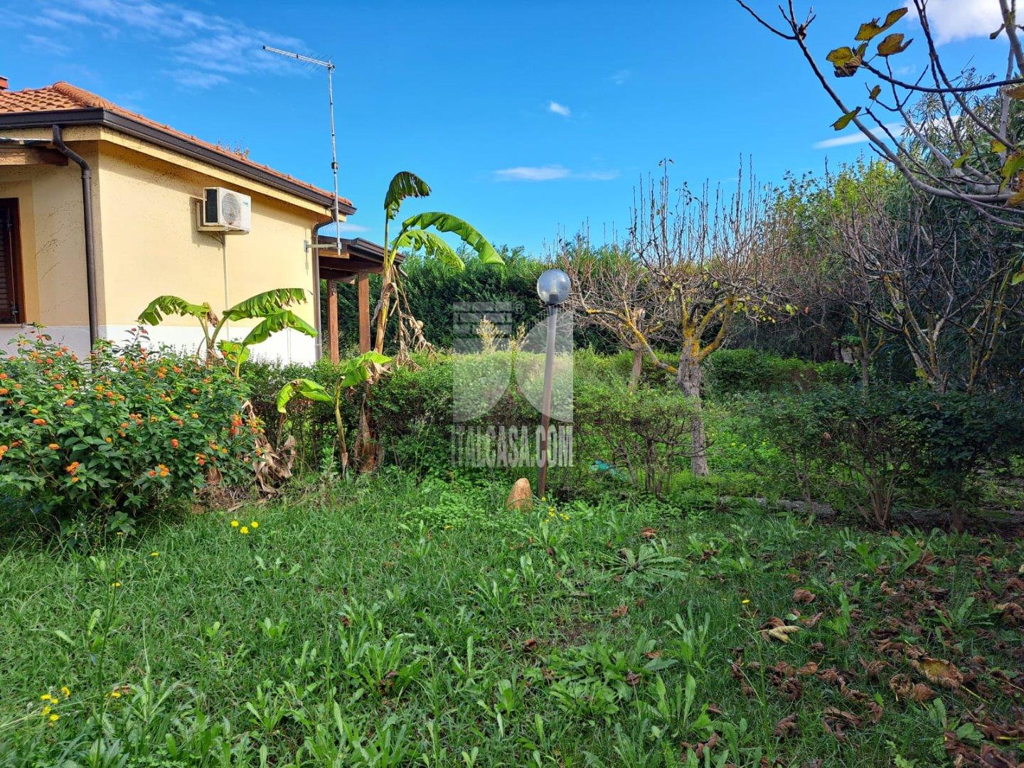 Villa Unifamiliare in vendita a Crotone